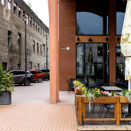 Dreamstay - Trendy Rotermann Quarter With Balcony