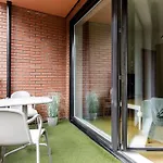 Апартаменты Dreamstay - Trendy Rotermann Quarter With Balcony *